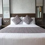 Jackson's & Leisure Centre 4*