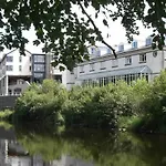 Jackson's & Leisure Centre 4*