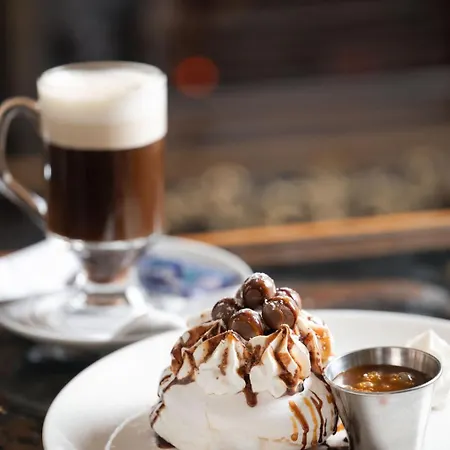 فندق Jackson's & Leisure Centre