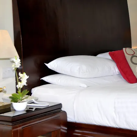 Jackson's & Leisure Centre