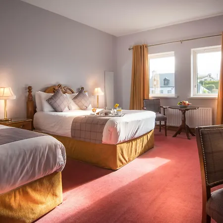 Jackson's & Leisure Centre Hotel 4*