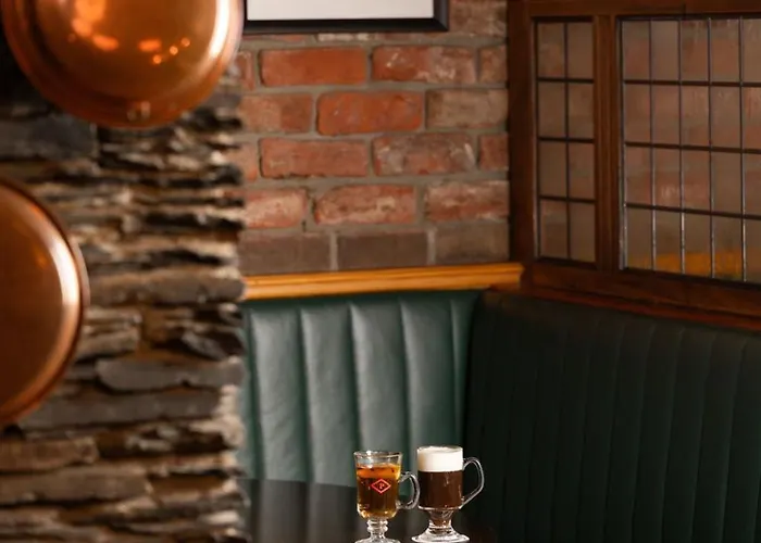 Jackson's & Leisure Centre Отель 4*