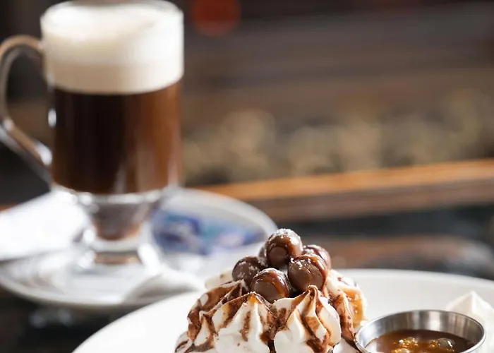 Отель Jackson's & Leisure Centre