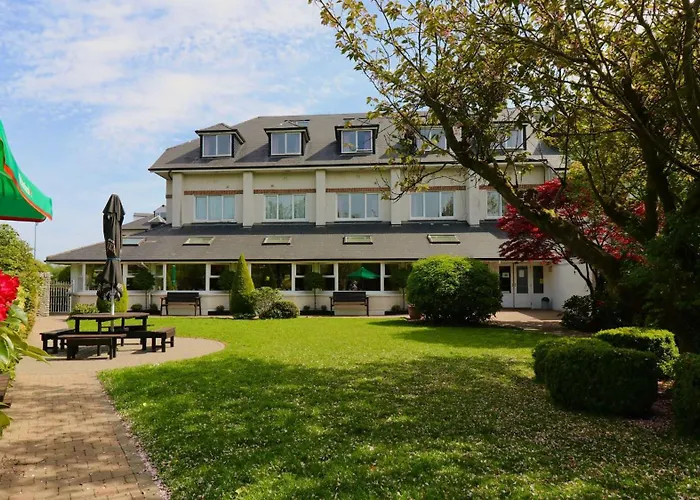 Jackson's & Leisure Centre