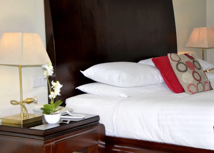 杰克逊莱斯尔酒店