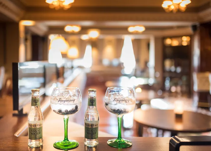 Отель Jackson's & Leisure Centre