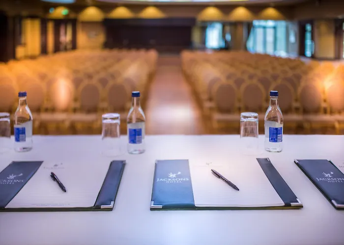Jackson's & Leisure Centre Hotell Ballybofey