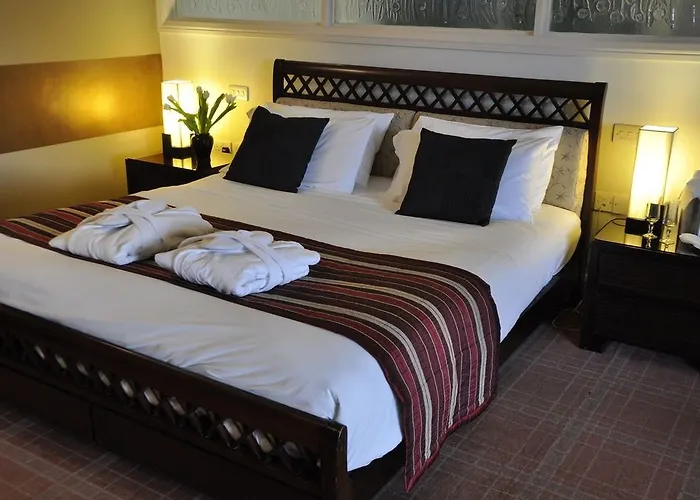 Отель Jackson's & Leisure Centre